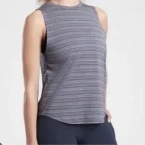 Athleta Cloudlight Blue Striped Muscle Tank Women’s Size XL Tee Shirt